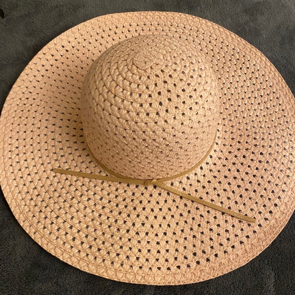 Beach or tea party hat